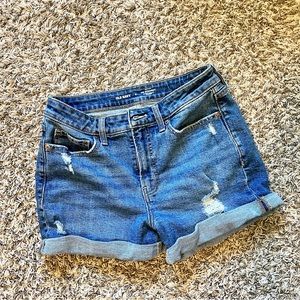High-Waisted O.G. Straight Ripped Jean shorts